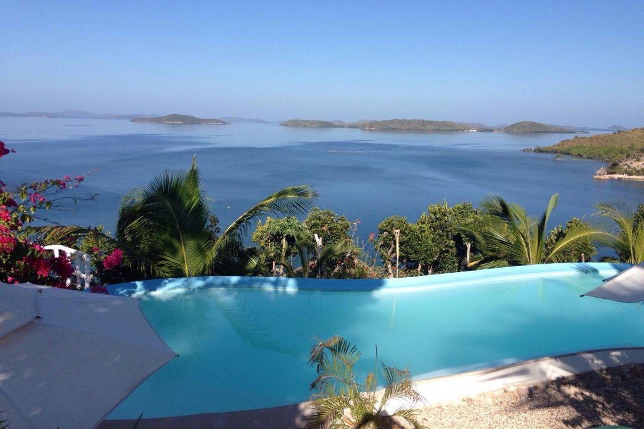 อัล ฟาโร กอสเมียว โฮเต็ล Hotel บูซวงกา ภายนอก รูปภาพ