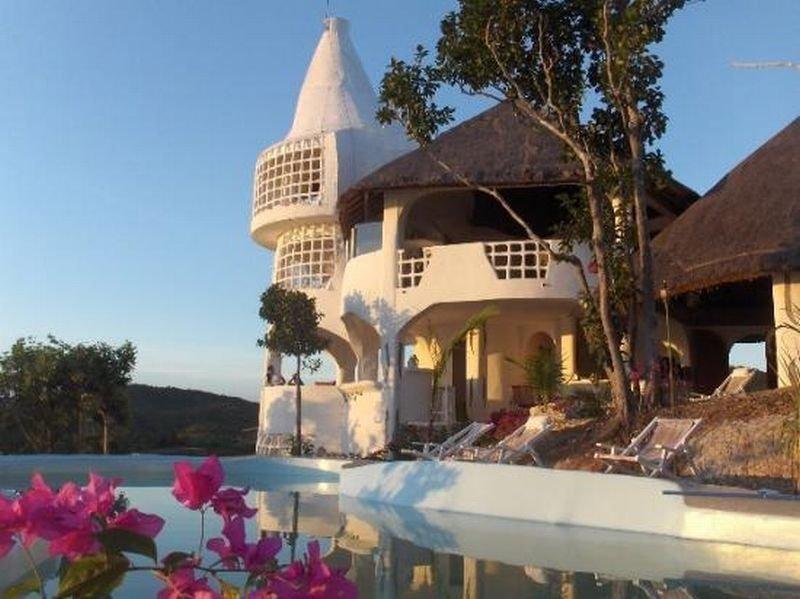 อัล ฟาโร กอสเมียว โฮเต็ล Hotel บูซวงกา ภายนอก รูปภาพ