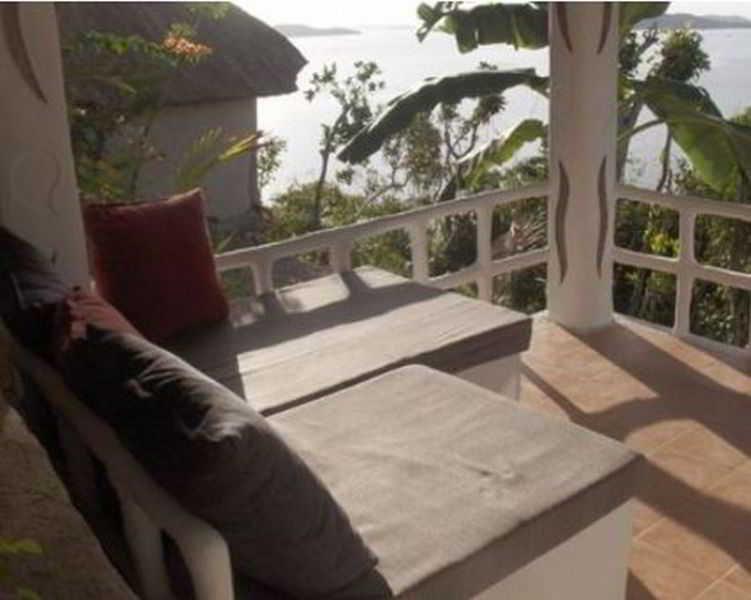 อัล ฟาโร กอสเมียว โฮเต็ล Hotel บูซวงกา ภายนอก รูปภาพ