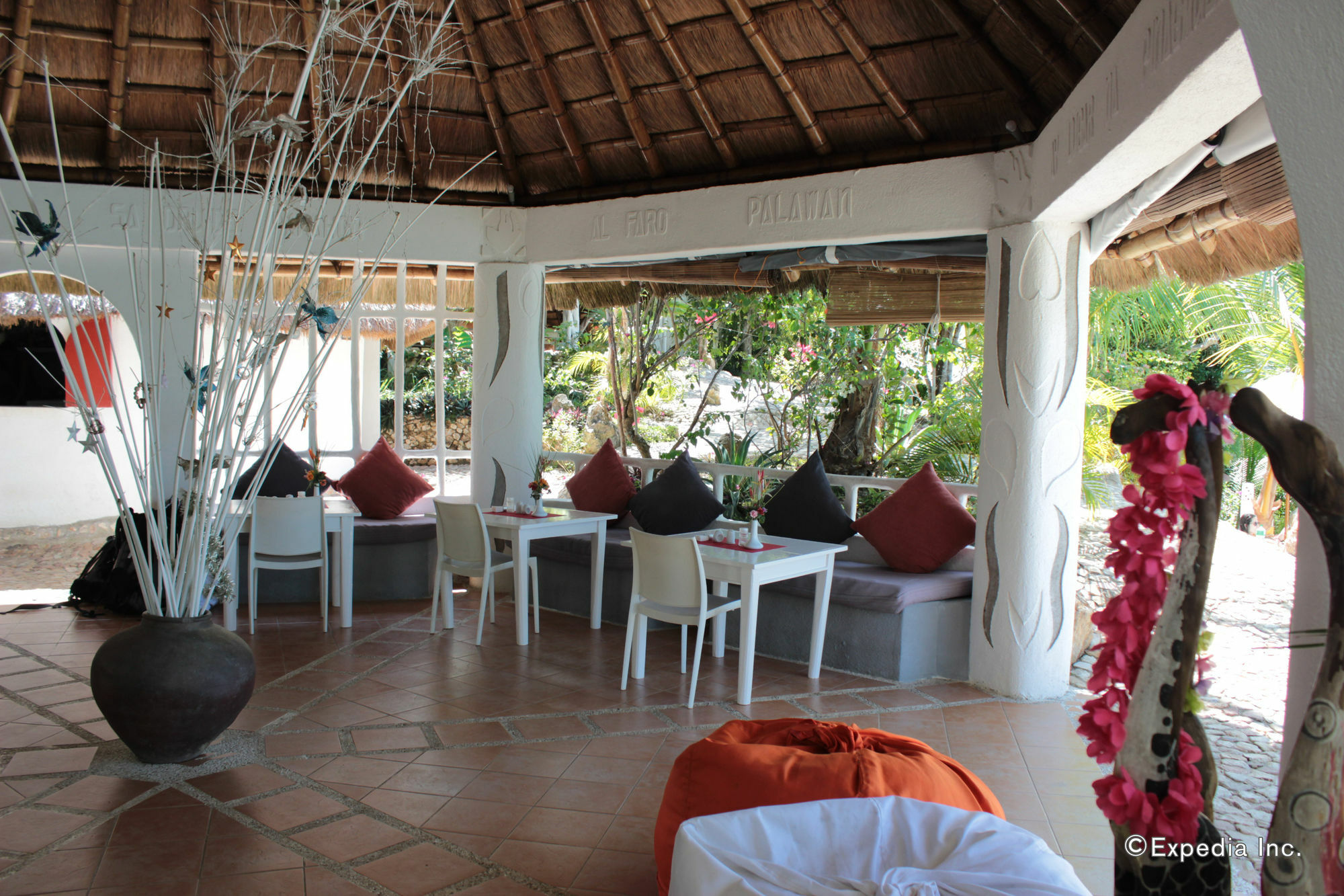 อัล ฟาโร กอสเมียว โฮเต็ล Hotel บูซวงกา ภายนอก รูปภาพ